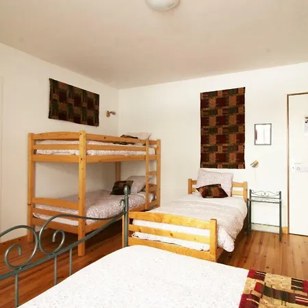 Le Clos Auvergnat Bed & Breakfast Tauves Exterior photo